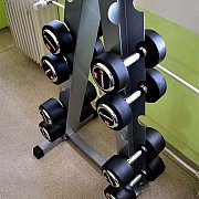 Test(sz)építés a gútai Atlas Fitnessben