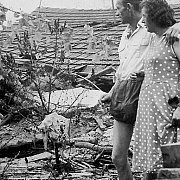 Menekültként éltek az árvízkárosultak