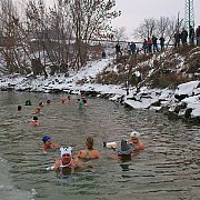 Rozmárok, jegesmedvék és jégkrémek a Vágban Gútánál