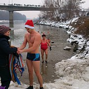 Rozmárok, jegesmedvék és jégkrémek a Vágban Gútánál