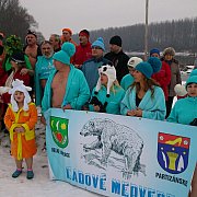 Rozmárok, jegesmedvék és jégkrémek a Vágban Gútánál