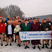 Rozmárok, jegesmedvék és jégkrémek a Vágban Gútánál