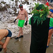 Rozmárok, jegesmedvék és jégkrémek a Vágban Gútánál