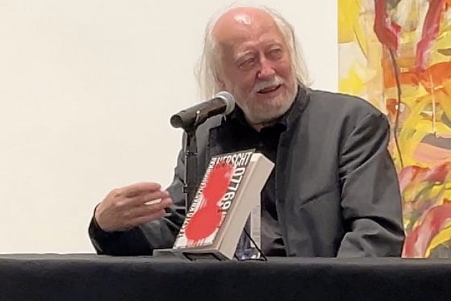 Nobel-díj - Krasznahorkai László: nagyon büszke és boldog vagyok