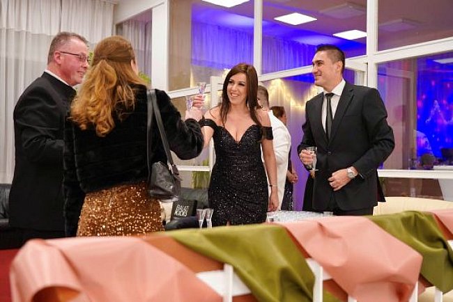 Valódi közösségi élmény volt a Corvin Mátyás Alapiskola szülői bálja