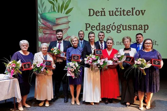 Mindannyiunk számára világos, hogy a pedagógusi hivatás nem csupán munka, hanem életforma is
