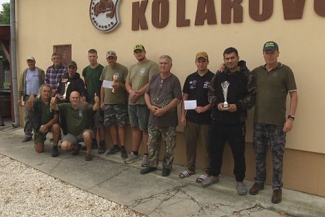 Második alkalommal rendezték meg a harcsafogó versenyt a Kis-Duna holtágán